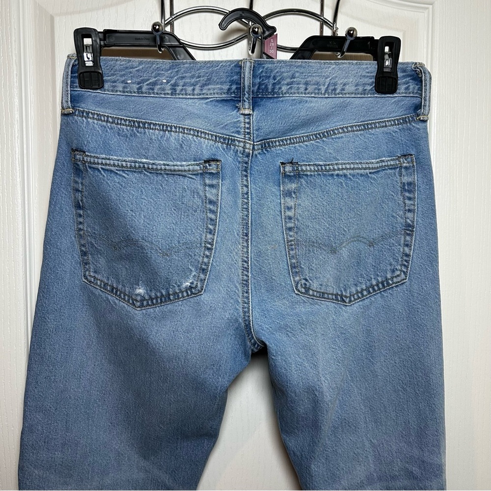 American Eagle Jeans Mens 29x30 Athletic Distressed Light Wash Denim button Fly - Picture 8 of 9